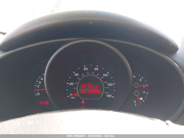 KIA SOUL + 2014 KNDJP3A50E7046891 Image 7