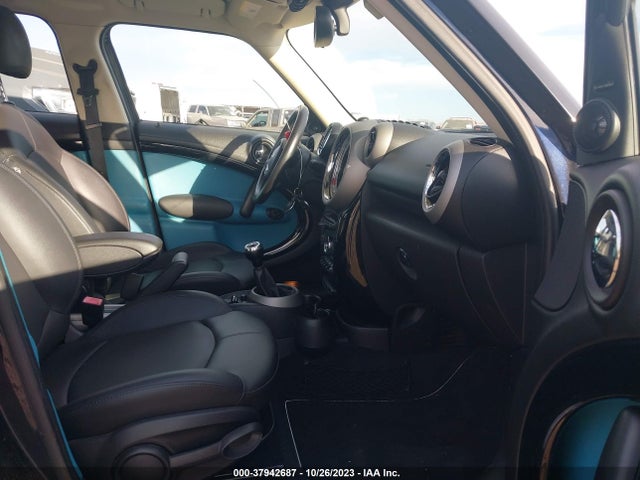 2012 MINI COOPER COUNTRYMAN WMWZC5C50CWM13988 Photo 4