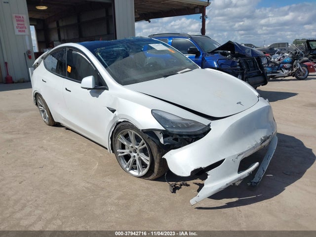 2023 TESLA MODEL Y 7SAYGDEE4PA146892 Photo 0