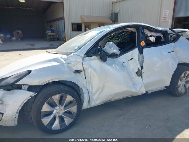 2023 TESLA MODEL Y 7SAYGDEE4PA146892 Photo 5