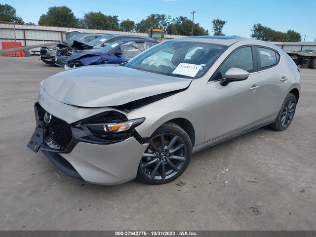 2023 MAZDA MAZDA3 2.5 S PREFERRED VIN: JM1BPALM7P1611110