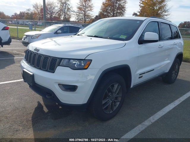 1C4RJFAG8GC417670 Jeep Grand Cherokee 75th Anniversary