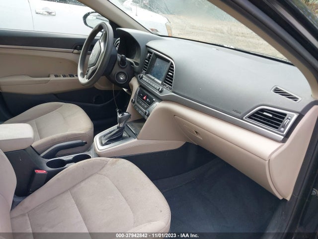Hyundai ELANTRA SE 2018 5NPD74LFXJH370526 Image 5