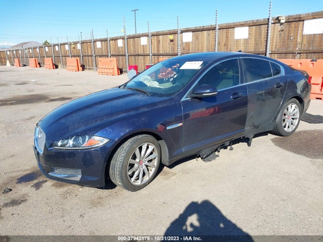 2015 JAGUAR XF SAJWA0FSXFPU60476 Photo 1