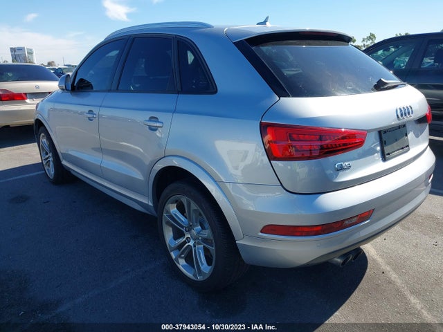 WA1BCCFS6JR027141 Audi Q3 2.0t Sport Premium/2.0t Premium