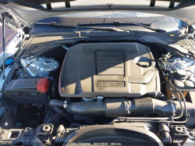 2019 JAGUAR XF SAJBD4FX3KCY76475 Photo 9