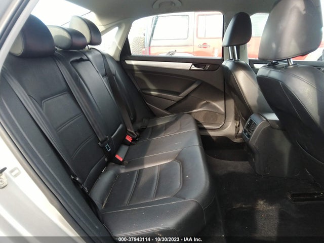 2013 VOLKSWAGEN PASSAT SE VIN: 1VWBP7A35DC007808