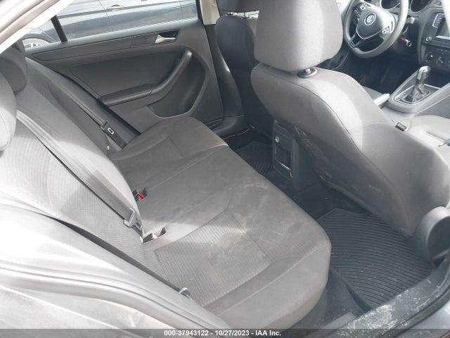 3VW267AJ8GM287860 Volkswagen Jetta 1.4t S