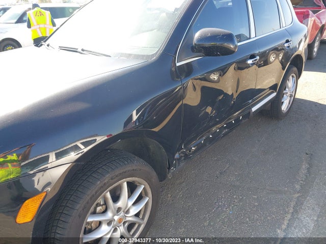 2005 PORSCHE CAYENNE WP1AB29P45LA62113 Photo 5