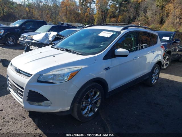 1FMCU9GX4FUA85852 Ford ESCAPE SE