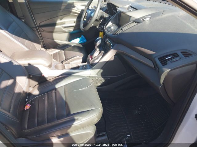 1FMCU9GX4FUA85852 Ford ESCAPE SE