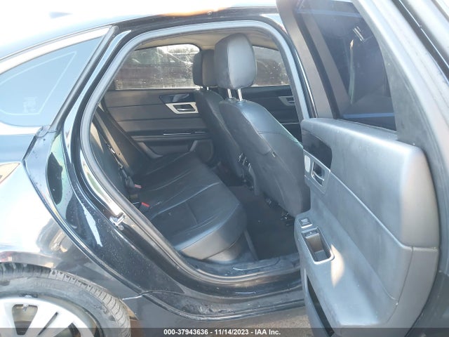 2016 JAGUAR XF SAJBD4BV7GCY16615 Photo 7