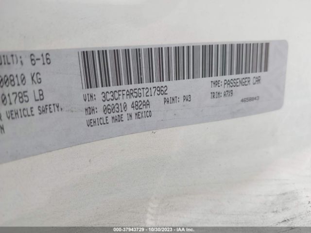 3C3CFFAR5GT217962 Fiat 500 POP