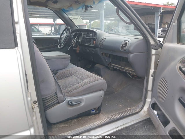 2001 DODGE RAM 1500 ST VIN: 3B7HC13Y91G723635