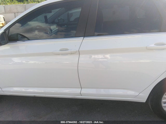 3VWC57BU0KM076063 Volkswagen Jetta 1.4t R-line/1.4t S