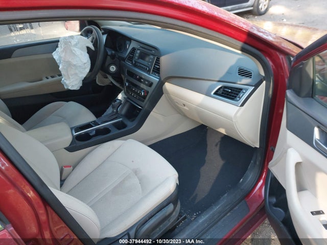 2015 HYUNDAI SONATA SE VIN: 5NPE24AF2FH146356