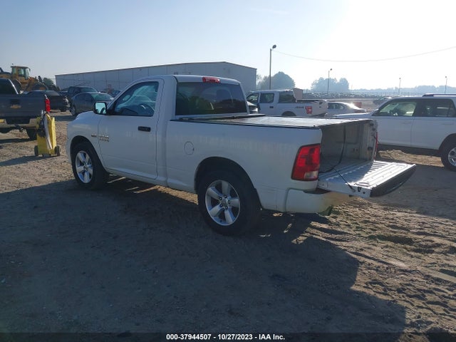 3C6JR6ATXEG101045 RAM 1500 Express