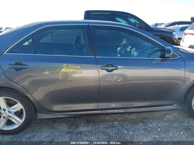 Toyota CAMRY SE 2014 4T1BF1FK2EU774641 Image 14