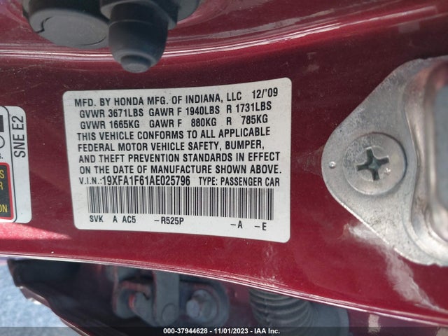2010 HONDA CIVIC SDN LX-S VIN: 19XFA1F61AE025796
