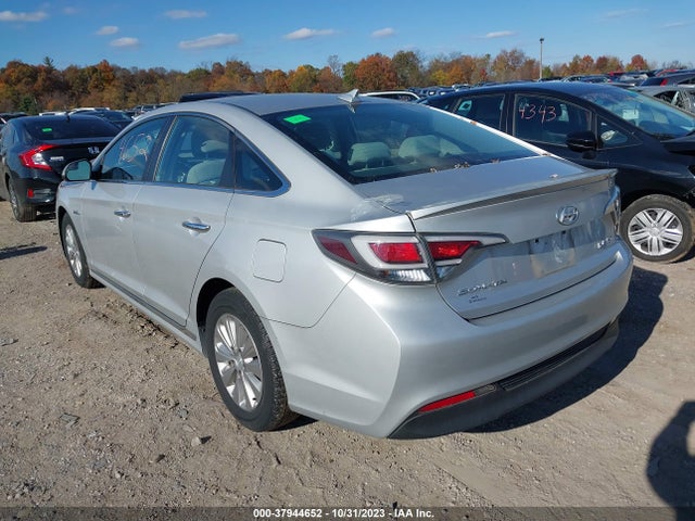 Hyundai Sonata Hybrid Se 2016 KMHE24L13GA009559 Image 3