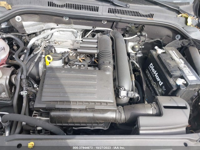 3VW2B7AJ1JM213439 Volkswagen Jetta 1.4t S