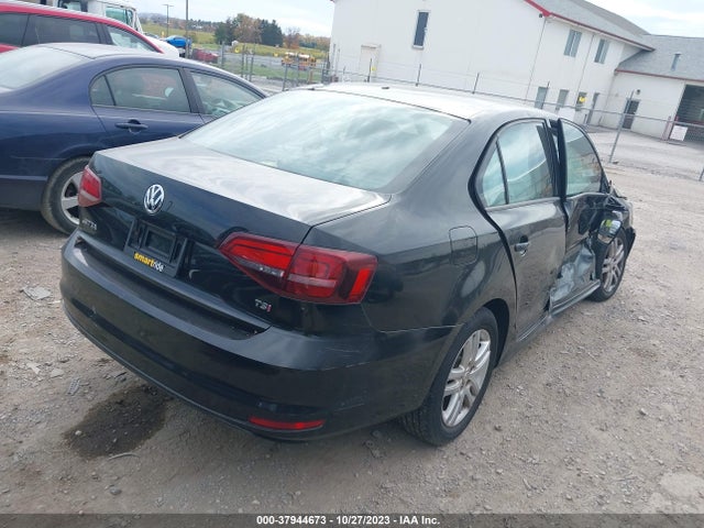 3VW2B7AJ1JM213439 Volkswagen Jetta 1.4t S