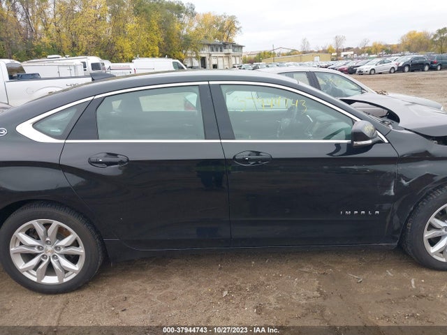 Chevrolet IMPALA 1LT 2018 2G1105S31J9125288 Image 13