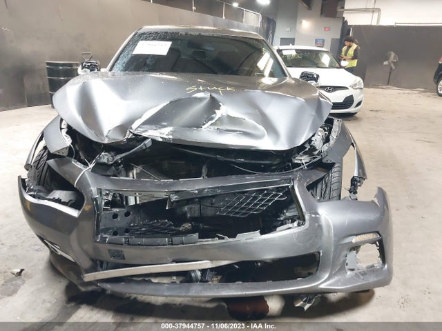 2015 Infiniti Q50 მანქანა იყიდება აუქციონზე, vin: JN1BV7AR4FM423622, აუქციონის ნომერი: 37944757