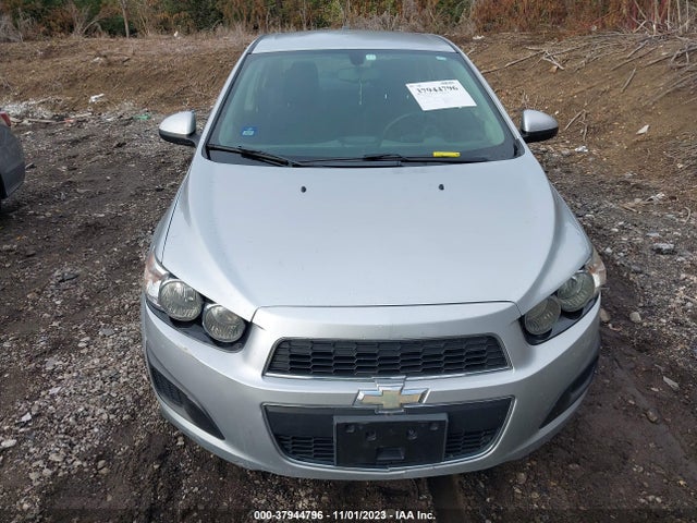 Chevrolet SONIC LT 2015 1G1JC5SH1F4110500 Image 12