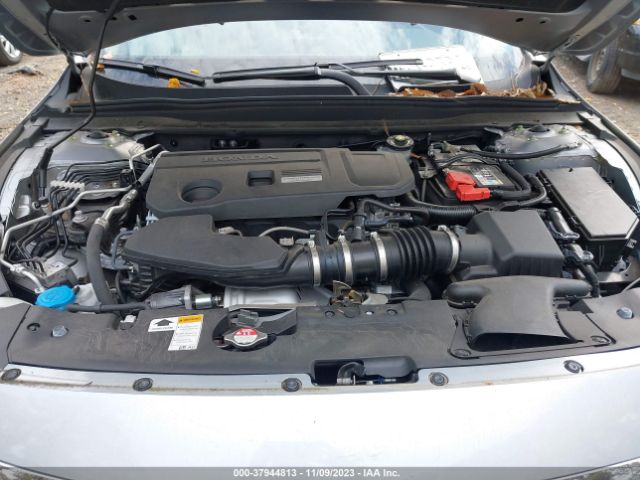 1HGCV2F97JA039956 Honda Accord Touring 2.0t