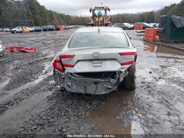 1HGCV2F97JA039956 Honda Accord Touring 2.0t