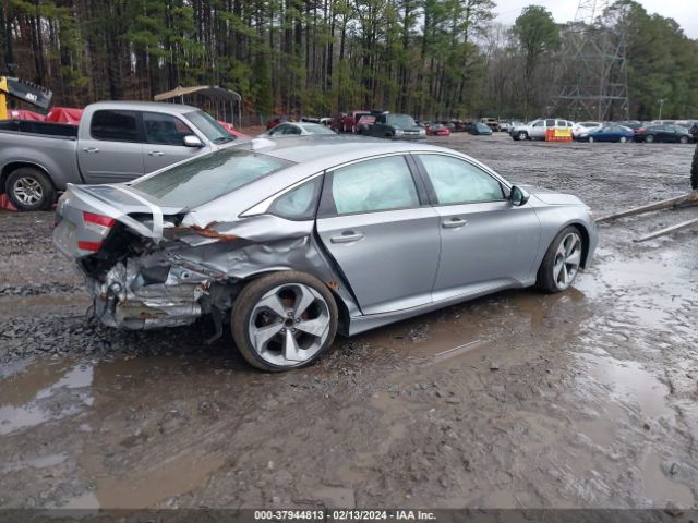 1HGCV2F97JA039956 Honda Accord Touring 2.0t