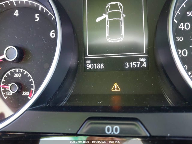 3VW217AU3FM025669 Volkswagen Golf Tsi Sel