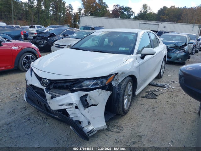 Toyota CAMRY LE 2021 4T1C11AK5MU562308 Image 2