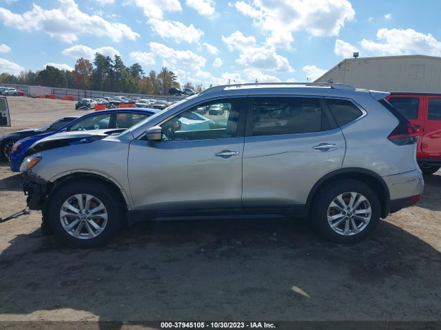 2018 NISSAN ROGUE S VIN: 5N1AT2MV3JC749125