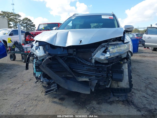 2018 NISSAN ROGUE S VIN: 5N1AT2MV3JC749125