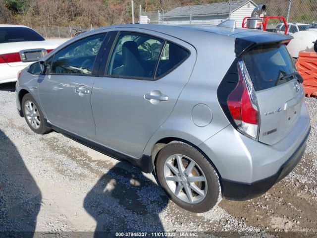 JTDKDTB37H1597384 Toyota Prius C One