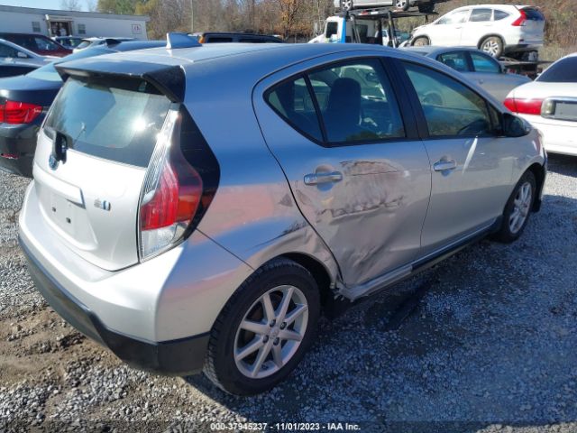 JTDKDTB37H1597384 Toyota Prius C One