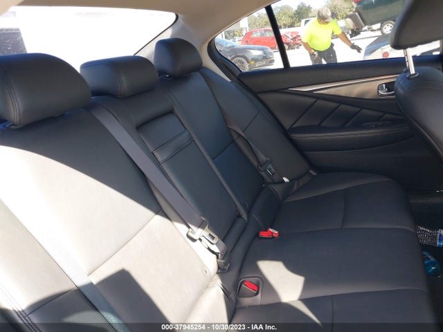 JN1EV7AP9HM743128 Infiniti Q50 3.0t Signature Edition