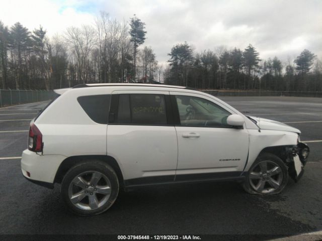 1C4NJDEB2ED884379 Jeep Compass Latitude