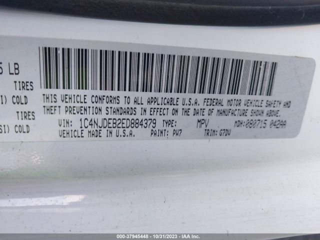 1C4NJDEB2ED884379 Jeep Compass Latitude