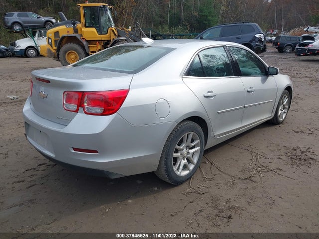 Chevrolet MALIBU 1LT 2015 1G11C5SL9FF322442 Image 4