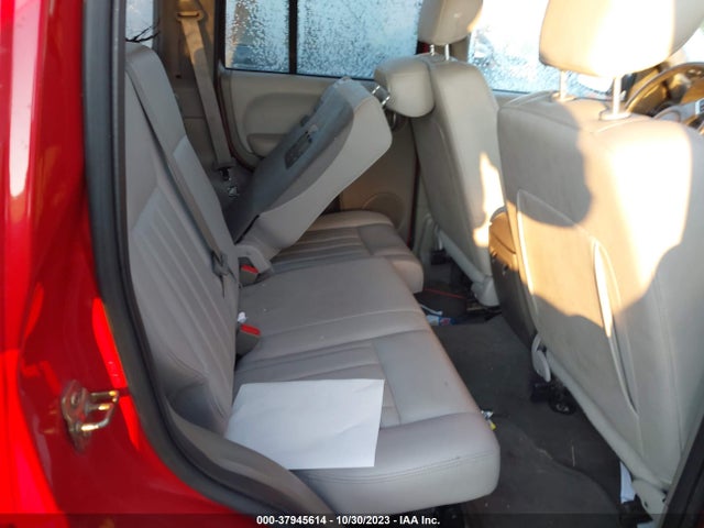 2005 JEEP LIBERTY LIMITED VIN: 1J4GL58K75W528271