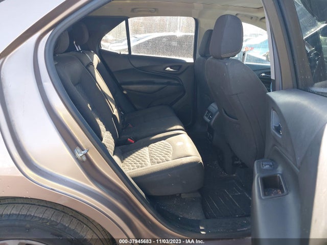 Chevrolet EQUINOX LT 2018 2GNAXSEV1J6255434 Image 8