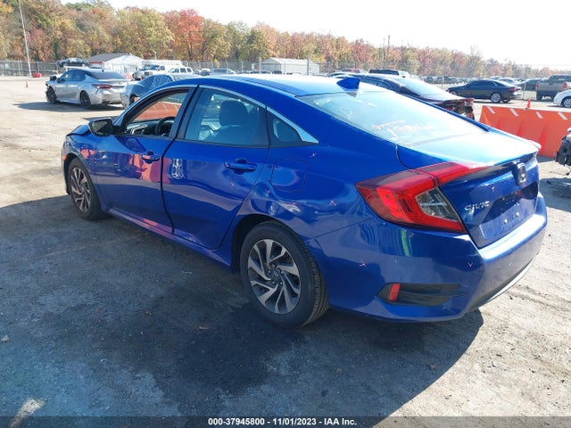 Honda CIVIC EX 2018 2HGFC2F79JH596774 Image 3