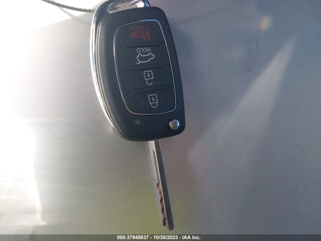 2014 HYUNDAI SANTA FE SPORT VIN: 5XYZT3LB6EG144733