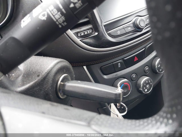 Chevrolet TRAX LS 2017 3GNCJNSB5HL272541 Image 11