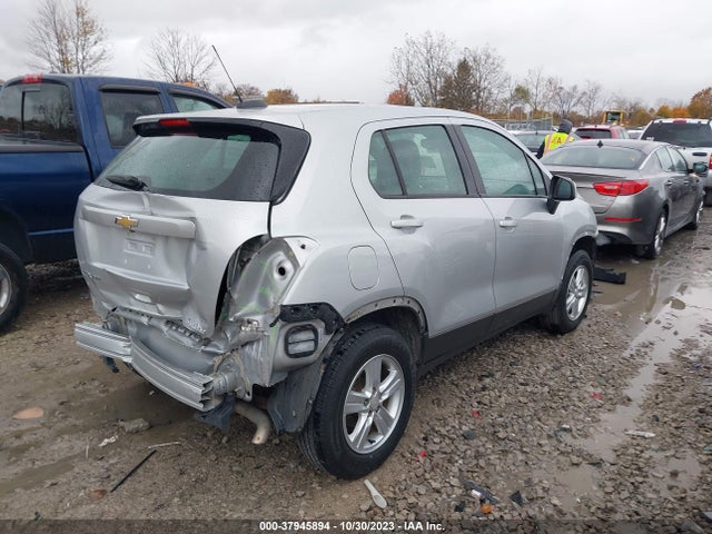 Chevrolet TRAX LS 2017 3GNCJNSB5HL272541 Image 4
