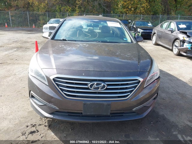 2015 HYUNDAI SONATA SE VIN: 5NPE24AF2FH035757