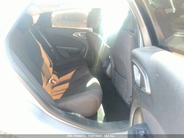 Chrysler 200 Limited 2015 1C3CCCAB3FN652035 Image 8